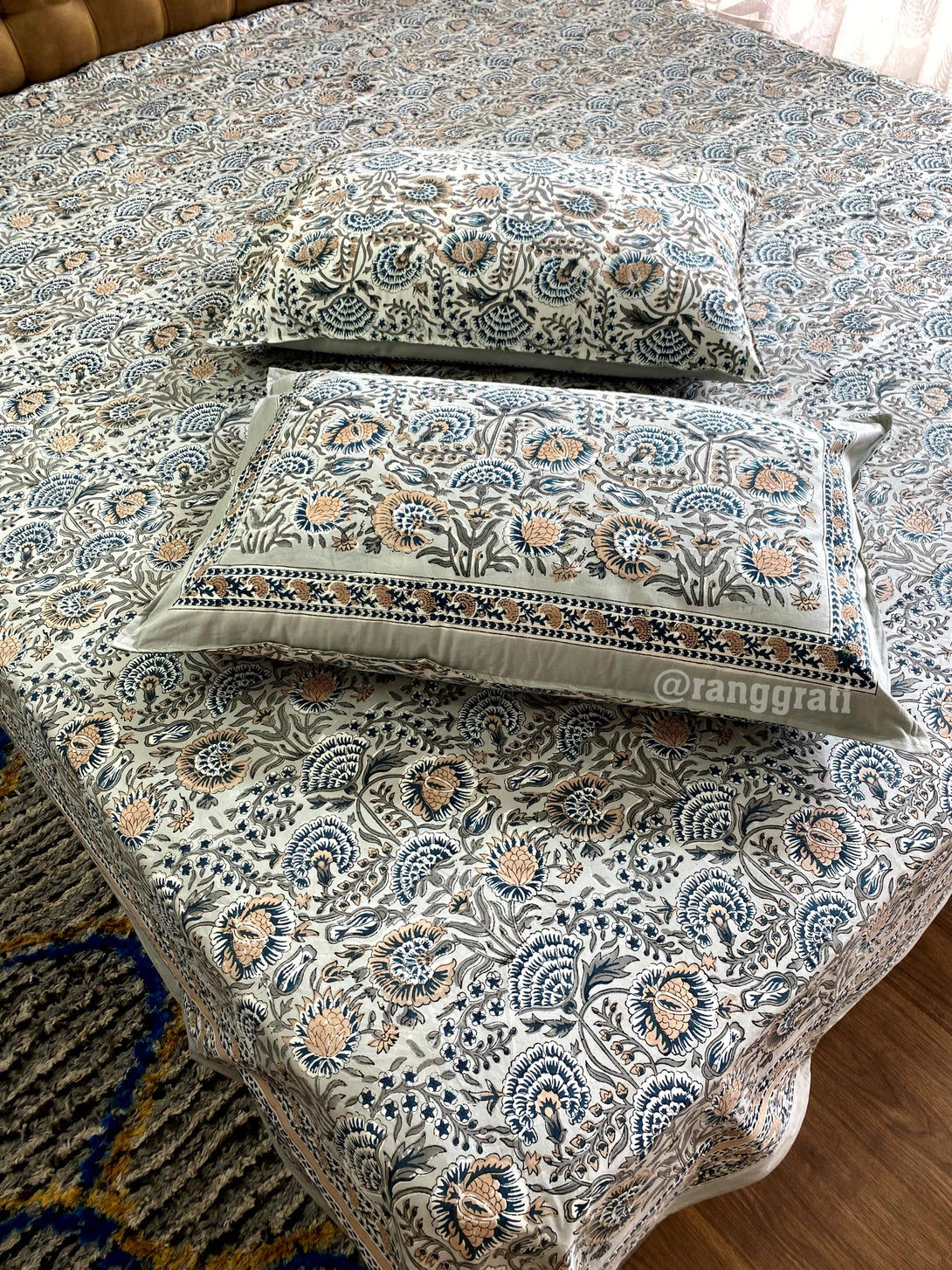 Light Grey Floral King Size 250 TC Bedsheet Pure Cotton Hand Block With Pillow Covers