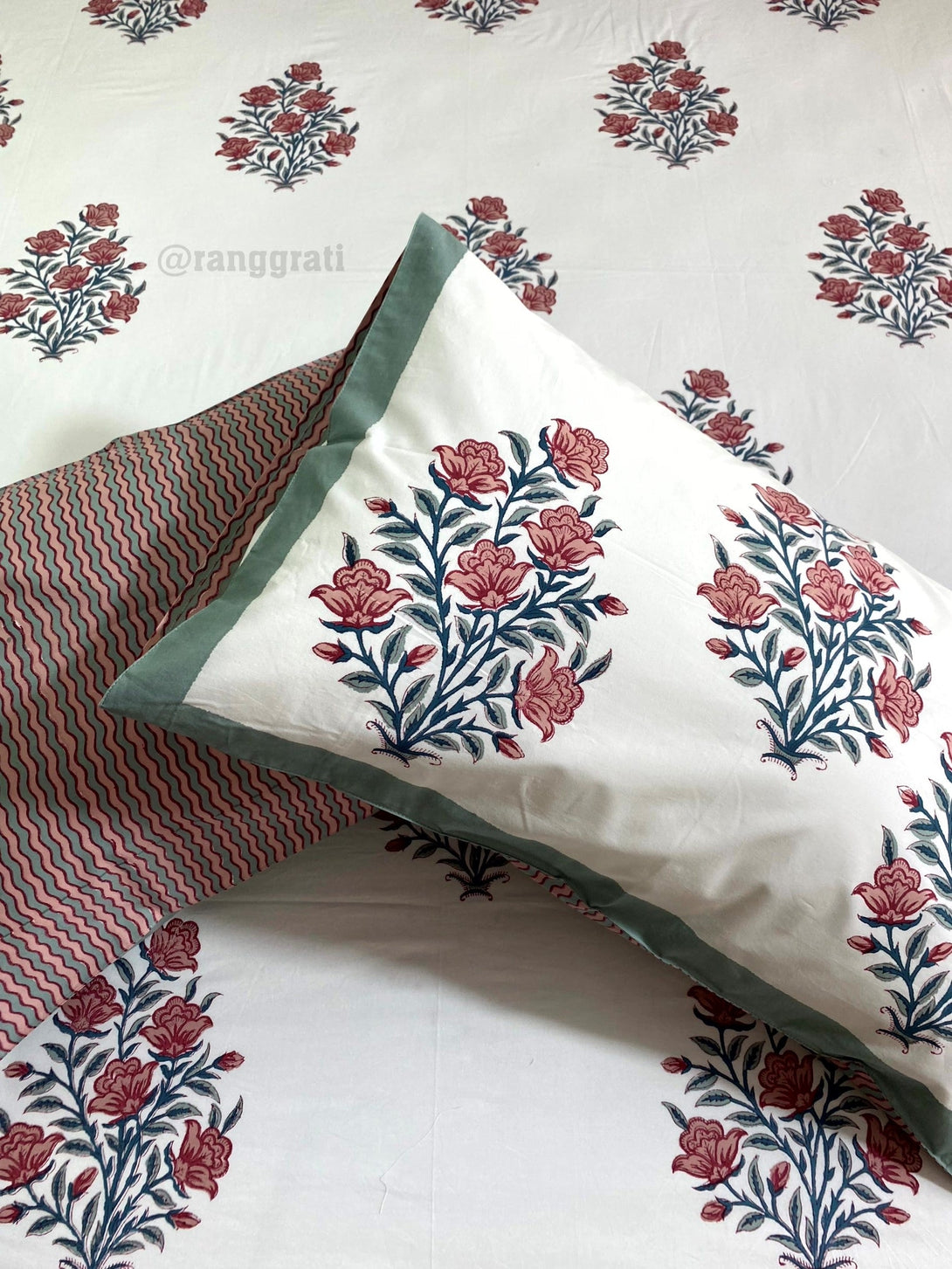 Maroon Floral Cotton Elastic Fitted Bedsheet King Size Hand Block - Bedsheet