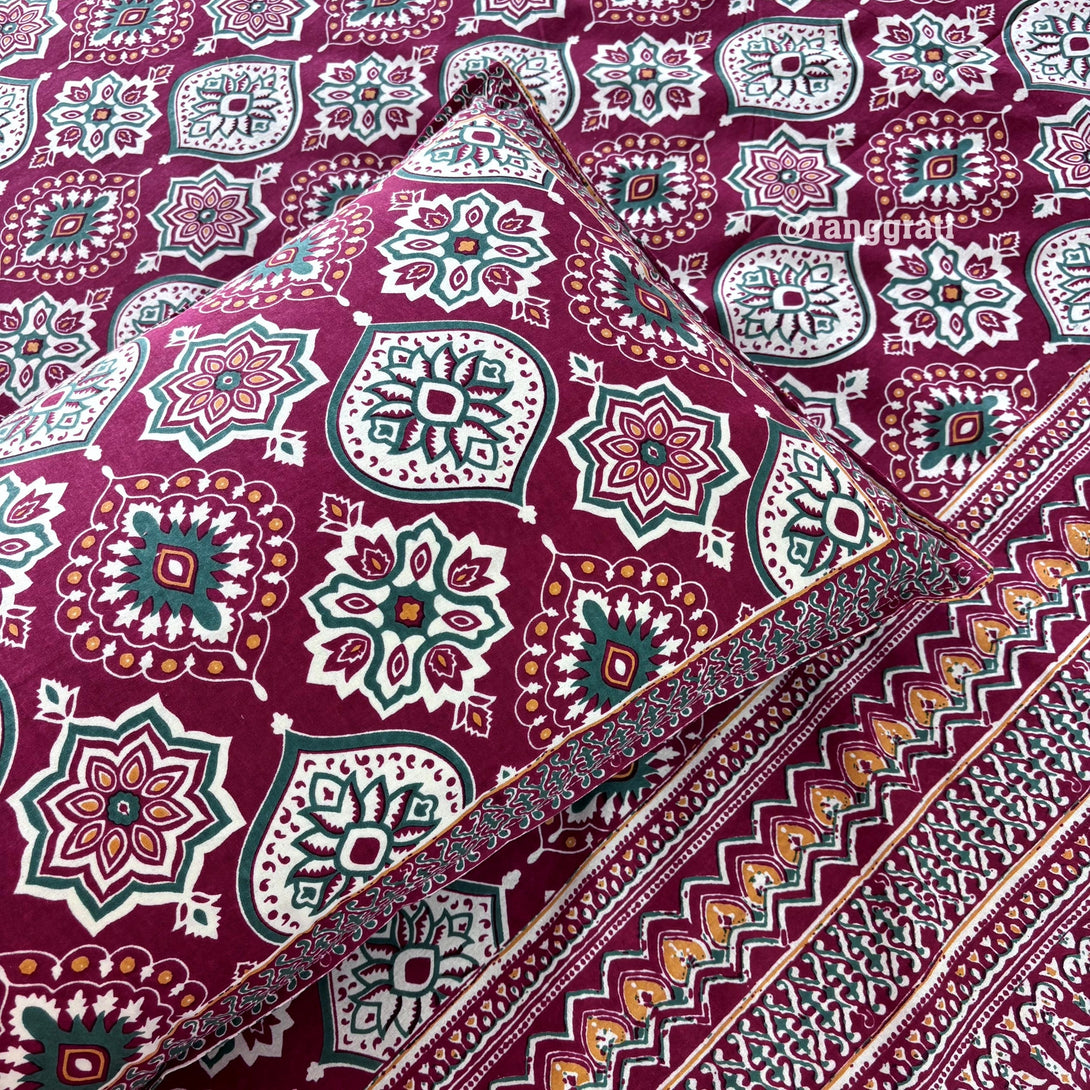 Maroon Geometric Jaipuri Cotton Bedsheet King Size - Bedsheet