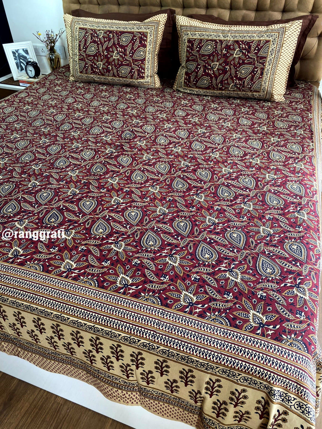 Jaipuri Cotton Maroon Paisley Bedsheet King Size