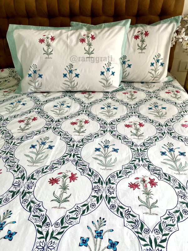 Minty Green Floral Bota Jaal King Size 250 TC Bedsheet Cotton Hand Block - Bedsheet