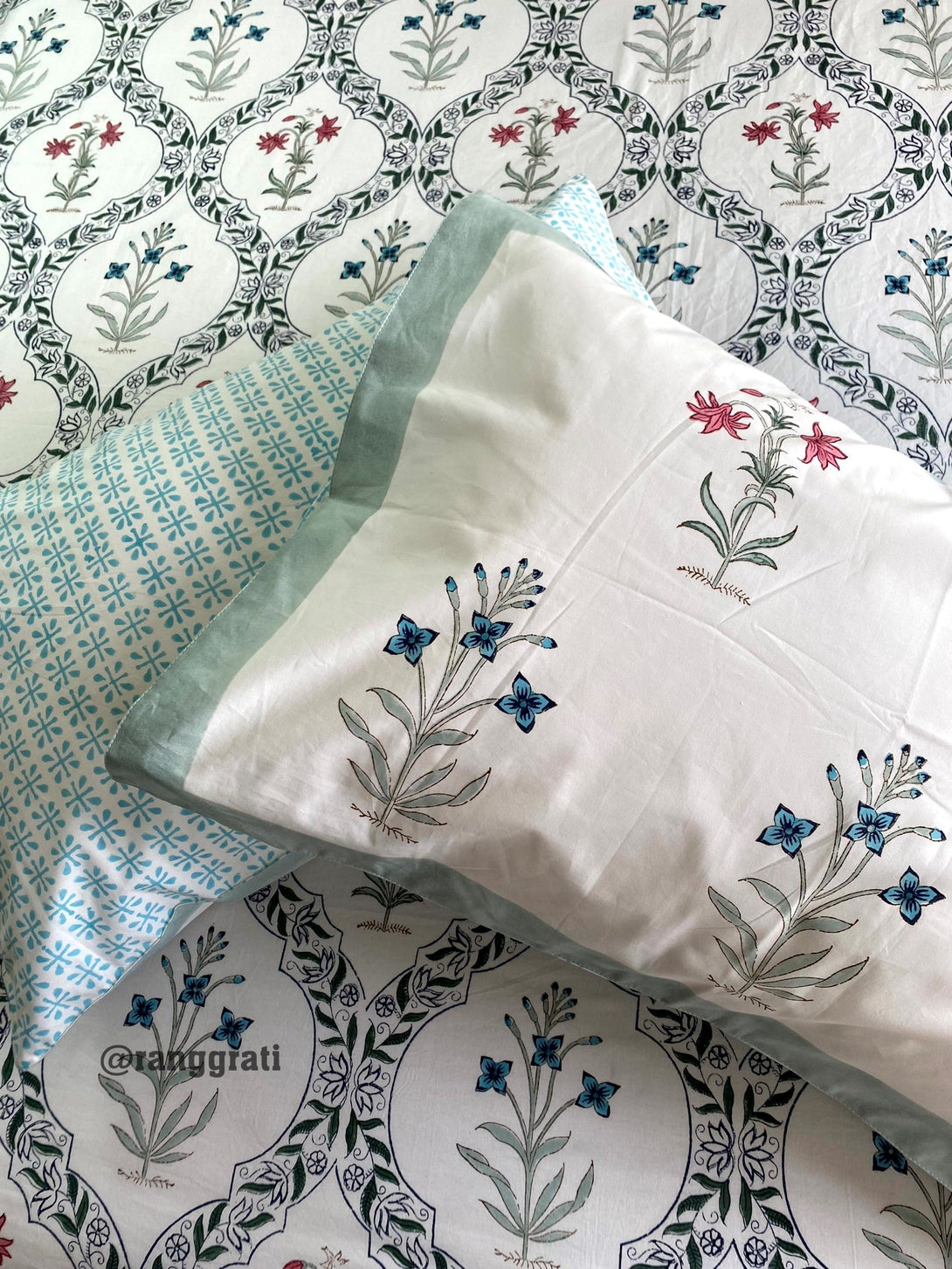 Minty Green Floral Cotton Elastic Fitted Bedsheet King Size Hand Block - Bedsheet