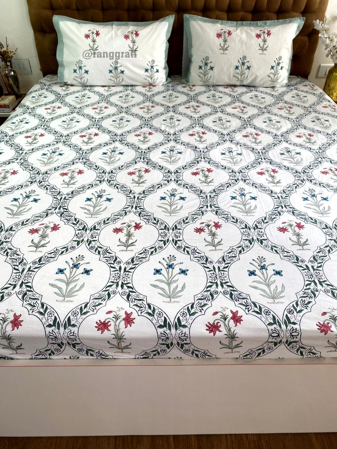 Minty Green Floral Cotton Elastic Fitted Bedsheet King Size Hand Block - Bedsheet