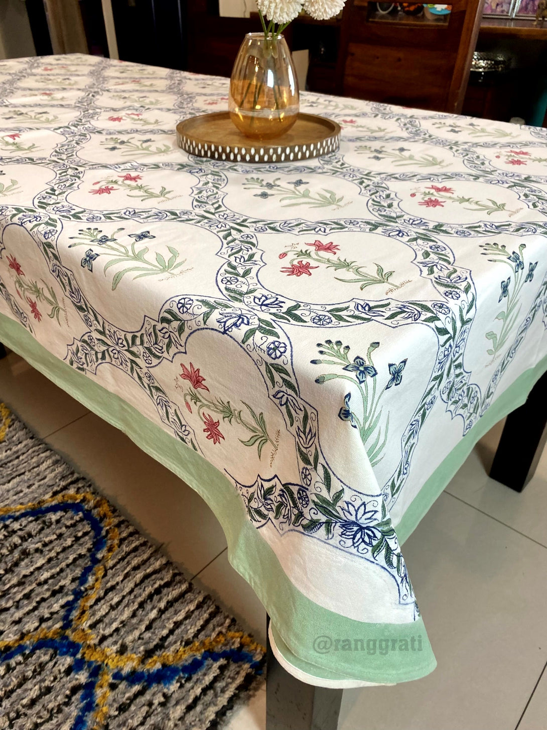 8-Seater Dining Tablecloth – Minty Green Floral