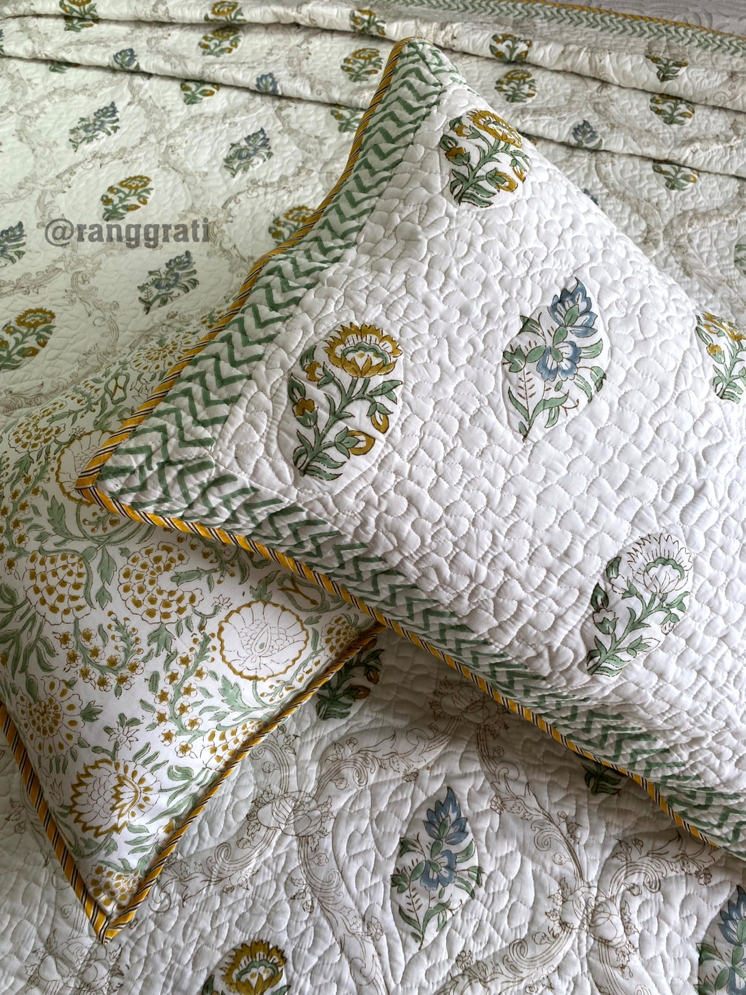 Mustard Yellow Contemporary Mulmul Voile Quilted Bedcover King Size With Pillow Covers
