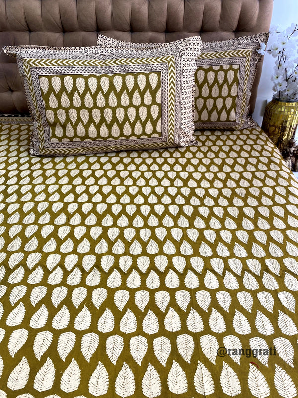 Olive Brown Leaves Jaipuri Cotton Bedsheet King Size
