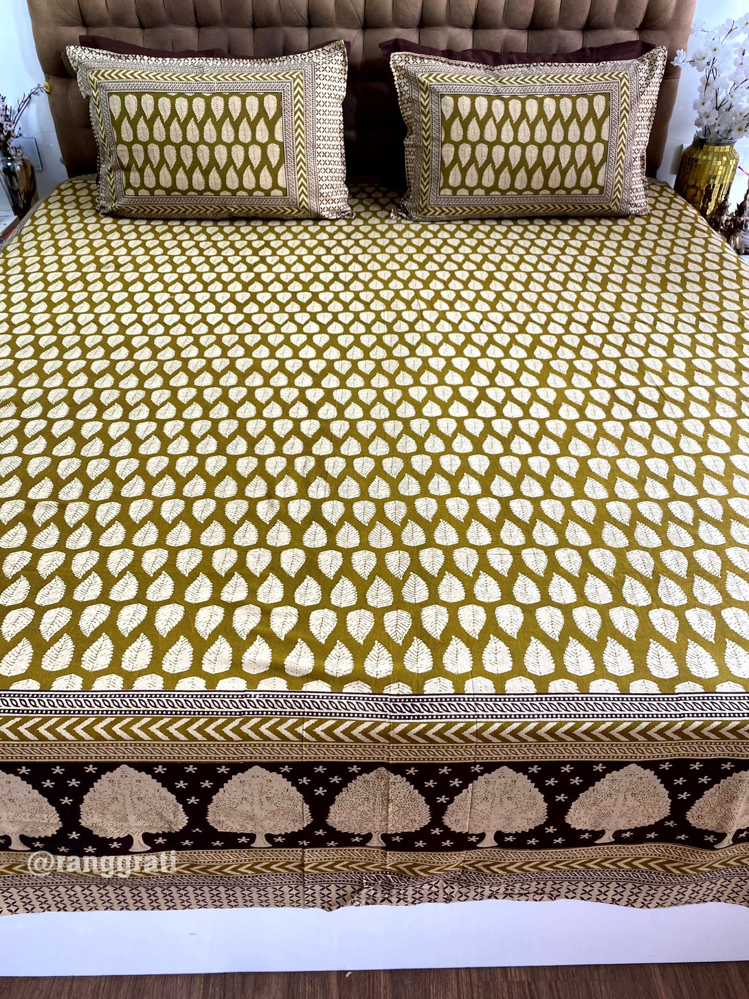 Jaipuri Cotton Olive Brown Leaves Bedsheet King Size