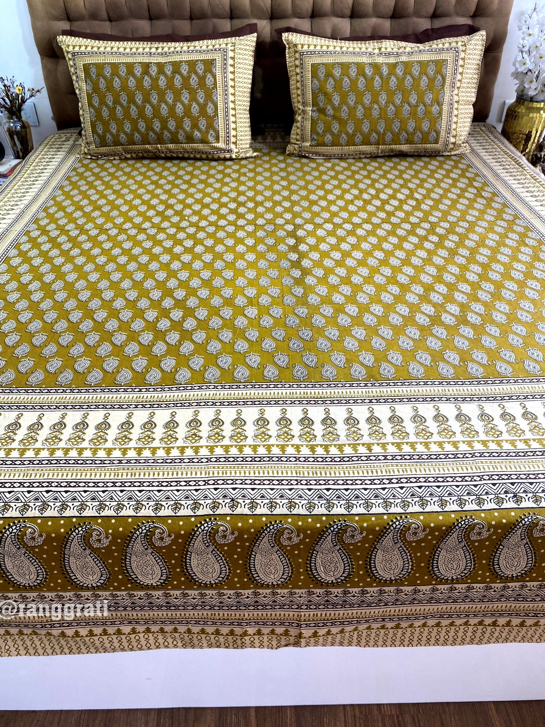 Olive Paisley King Size Jaipuri Cotton Bedsheet