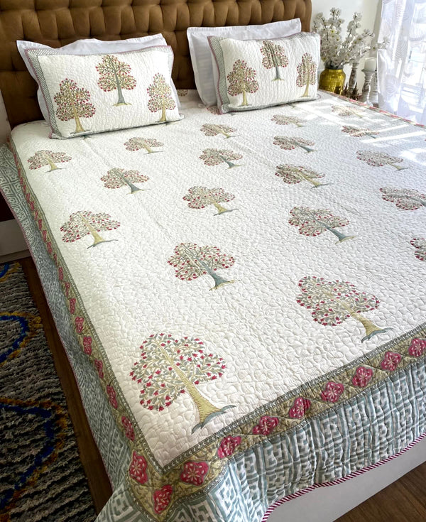 Pastel Grove Quilted Bed cover Mulmul Voile Reversible King Size - Bedcover