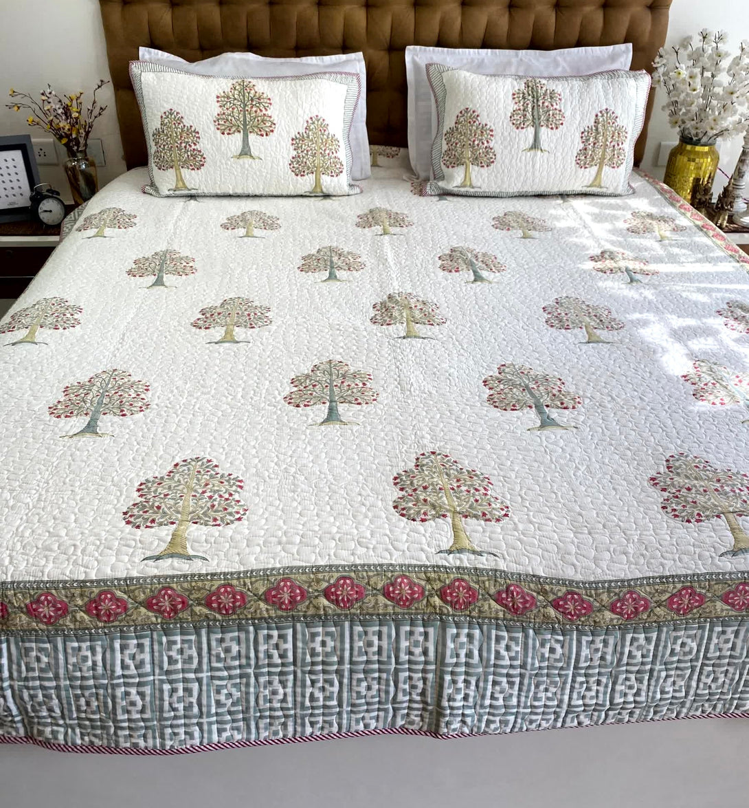 Pastel Grove Quilted Bed cover Mulmul Voile Reversible King Size - Bedcover