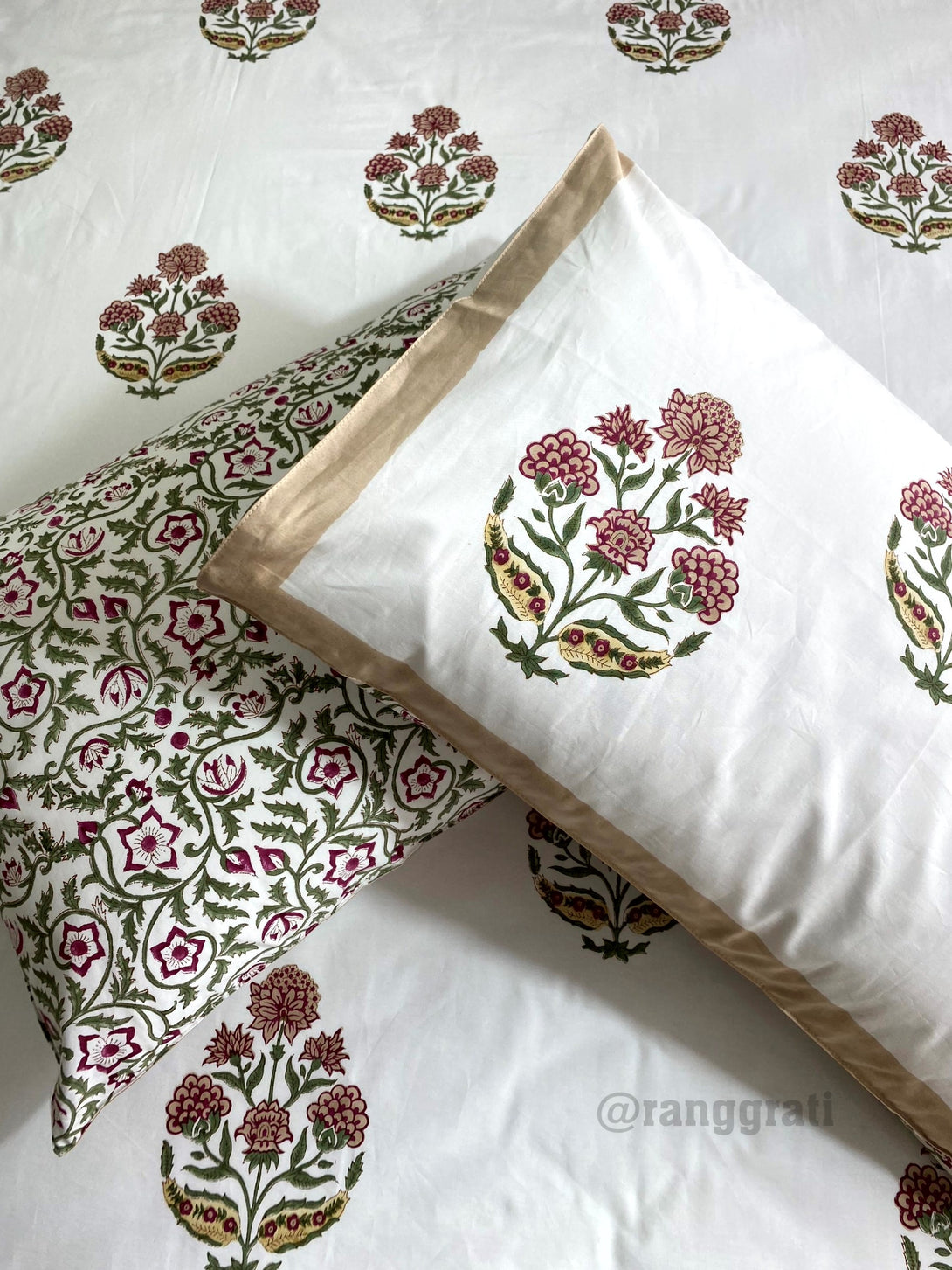Pastel Maroon Floral Super King Size 250 TC Bedsheet Cotton Hand Block With Pillow Covers