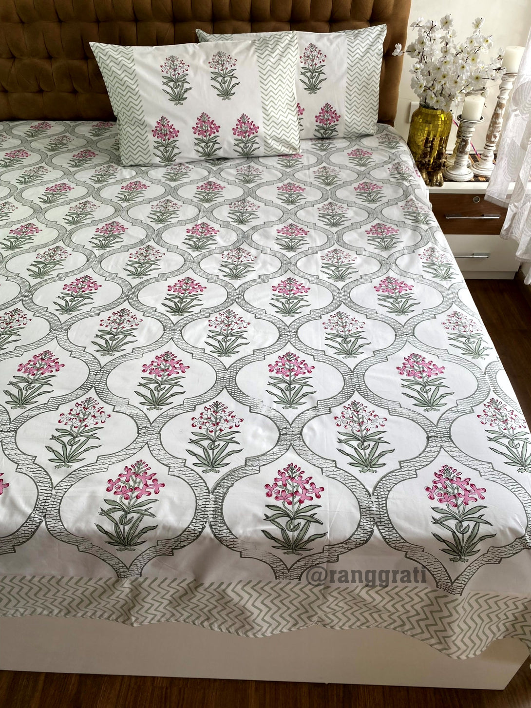Super King Size Pink Jungle Geranium Floral 250 TC Bedsheet Cotton Hand Block