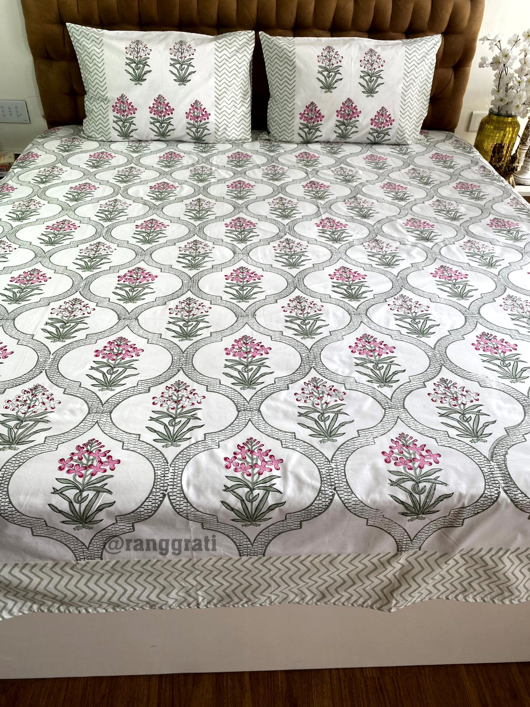 Pure Cotton Super King Size Pink Jungle Geranium Floral Bedsheet Hand Block 250 TC