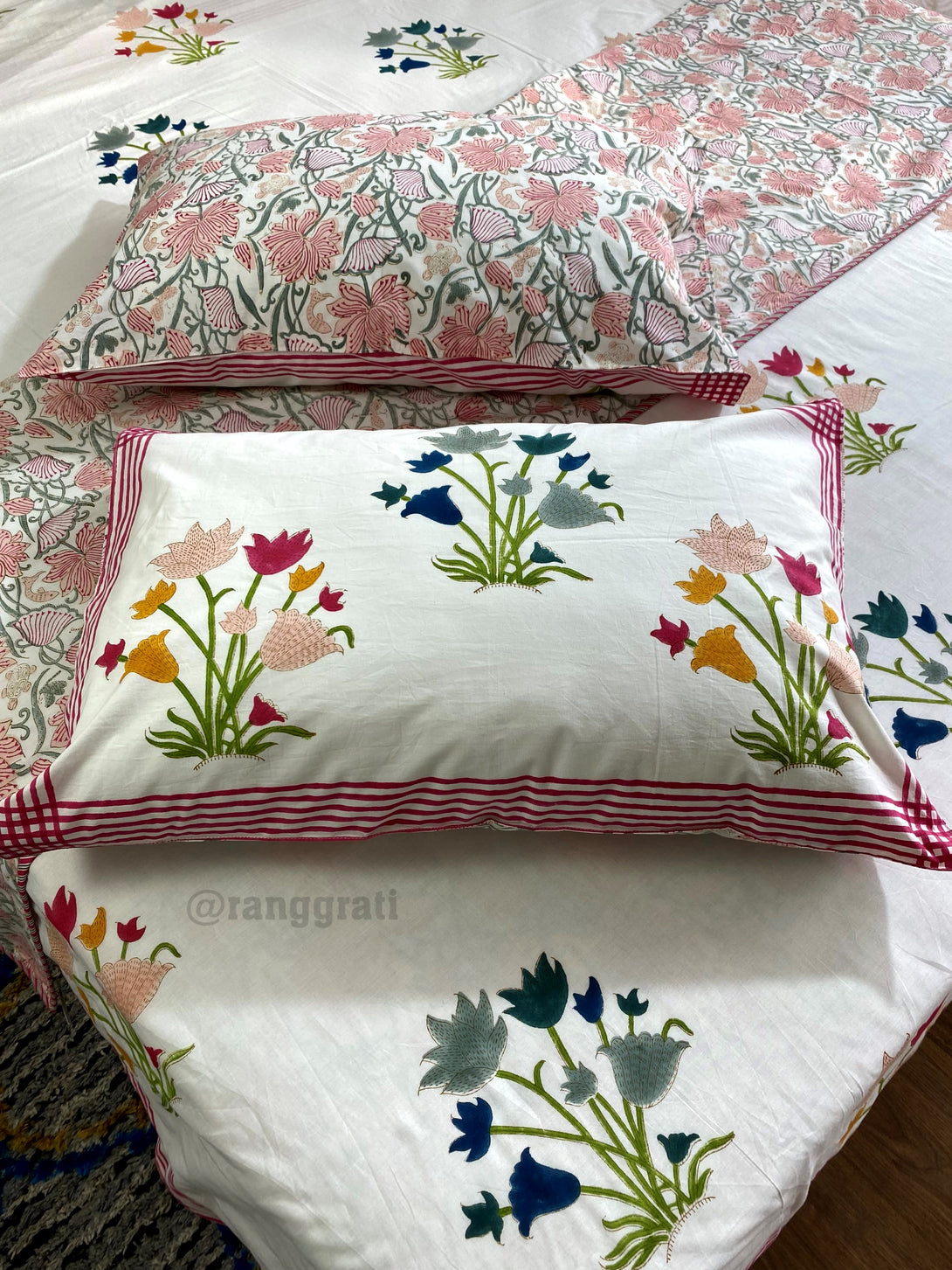 Pink Tulip Floral Bedsheet With Dohar Bedding Set With Pillow Covers