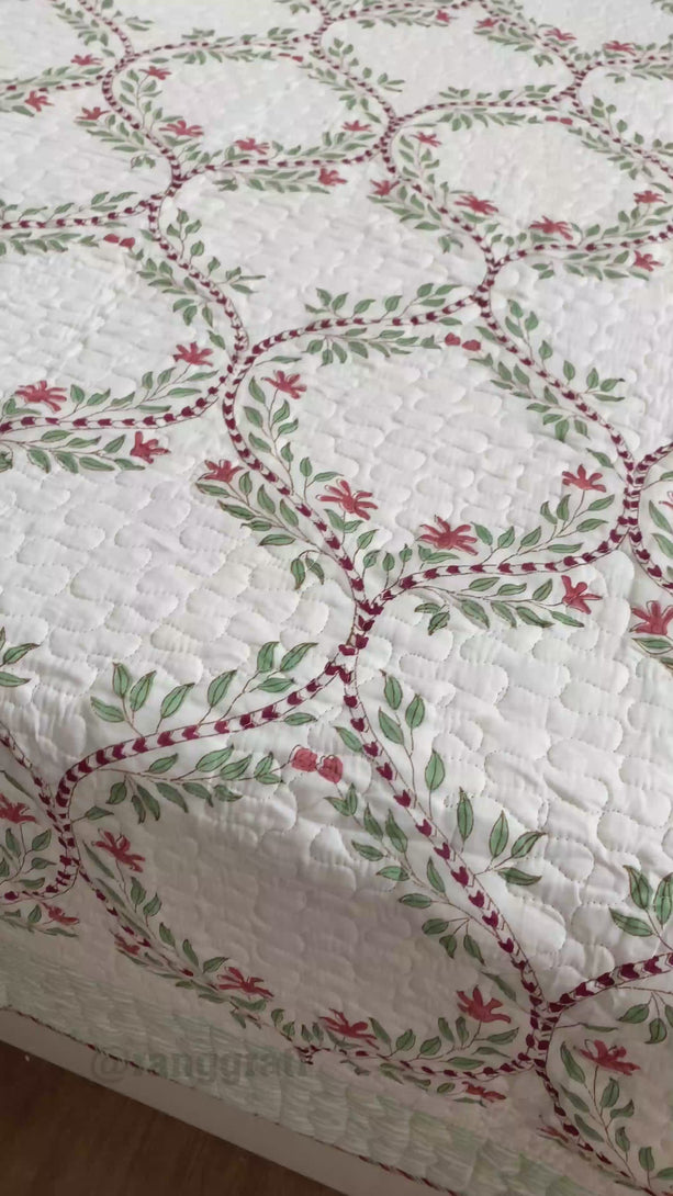 Green Jaal Floral Mulmul Voile Quilted Bedcover 90 X 108(King Size)