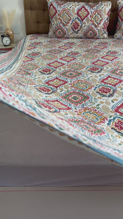 King Size Jaipuri Cotton Multicolor Geometric Bedsheet 