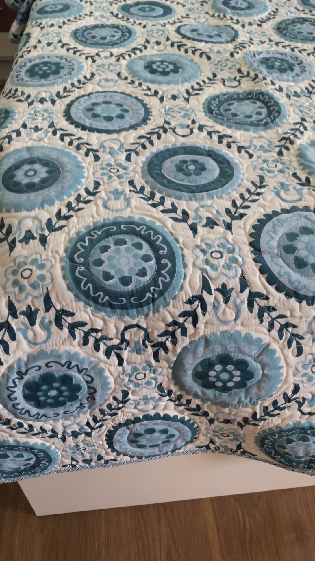 Luxury Quality Greyish Blue Geometric Quilted Bedcover King Size 