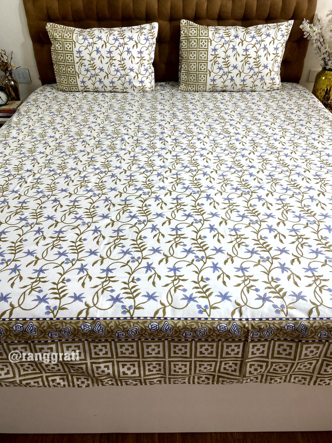 Super King Size Purple Jaal Floral 250 TC Bedsheet Cotton Hand Block
