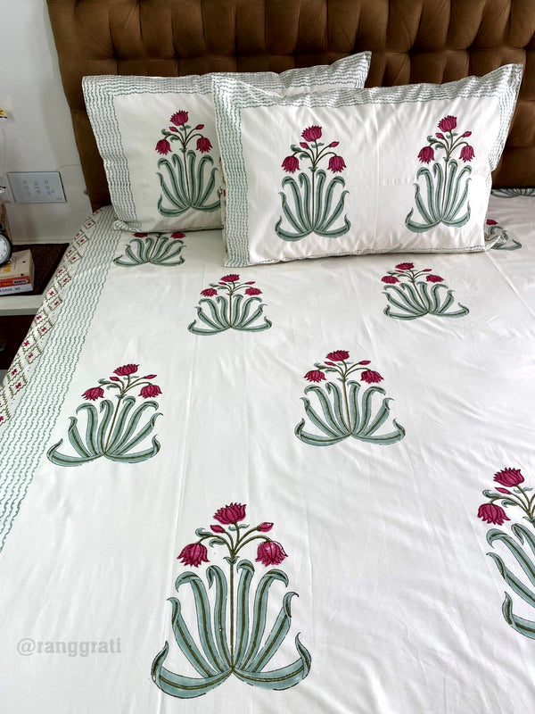 Red Lotus Floral Super King Size 250 TC Bedsheet Cotton Hand Block - Bedsheet