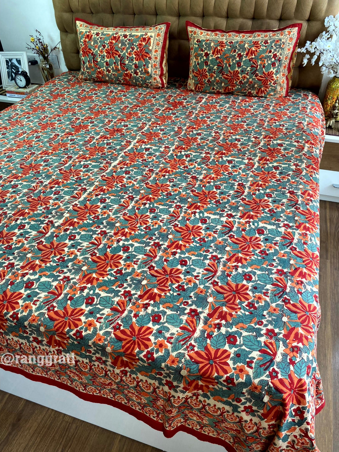 Jaipuri Cotton Orange Red Daffodil Floral Bedsheet King Size For Double Bed
