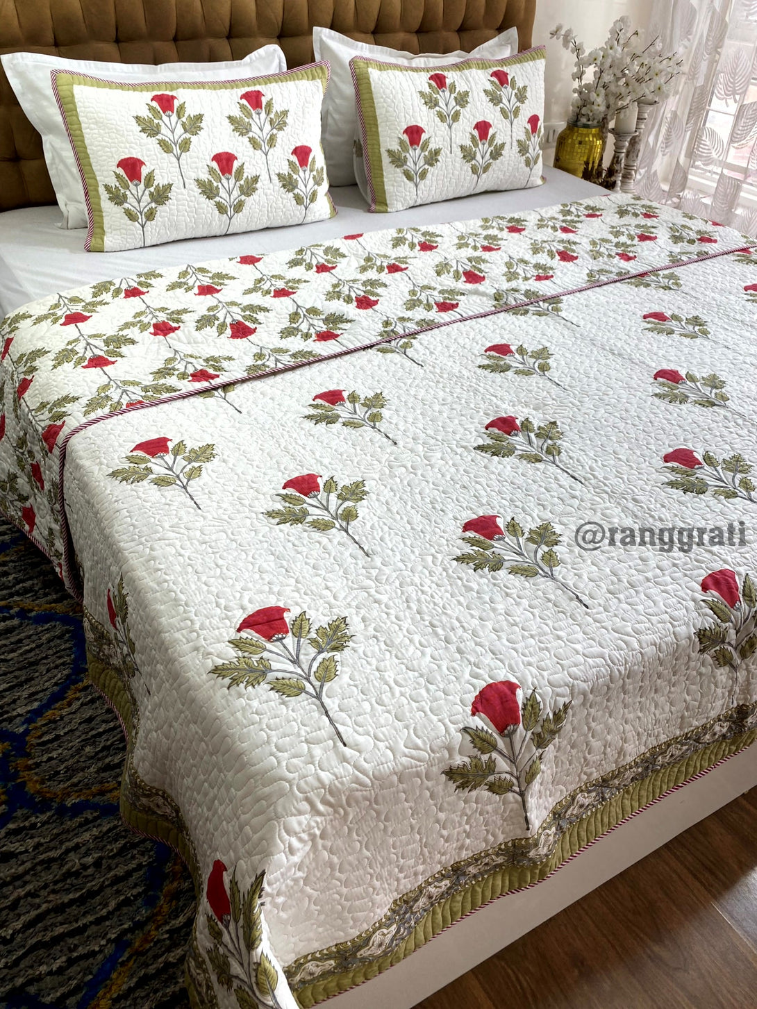 Red Rose Quilted Bedcover Super King 108 X 108 Reversible