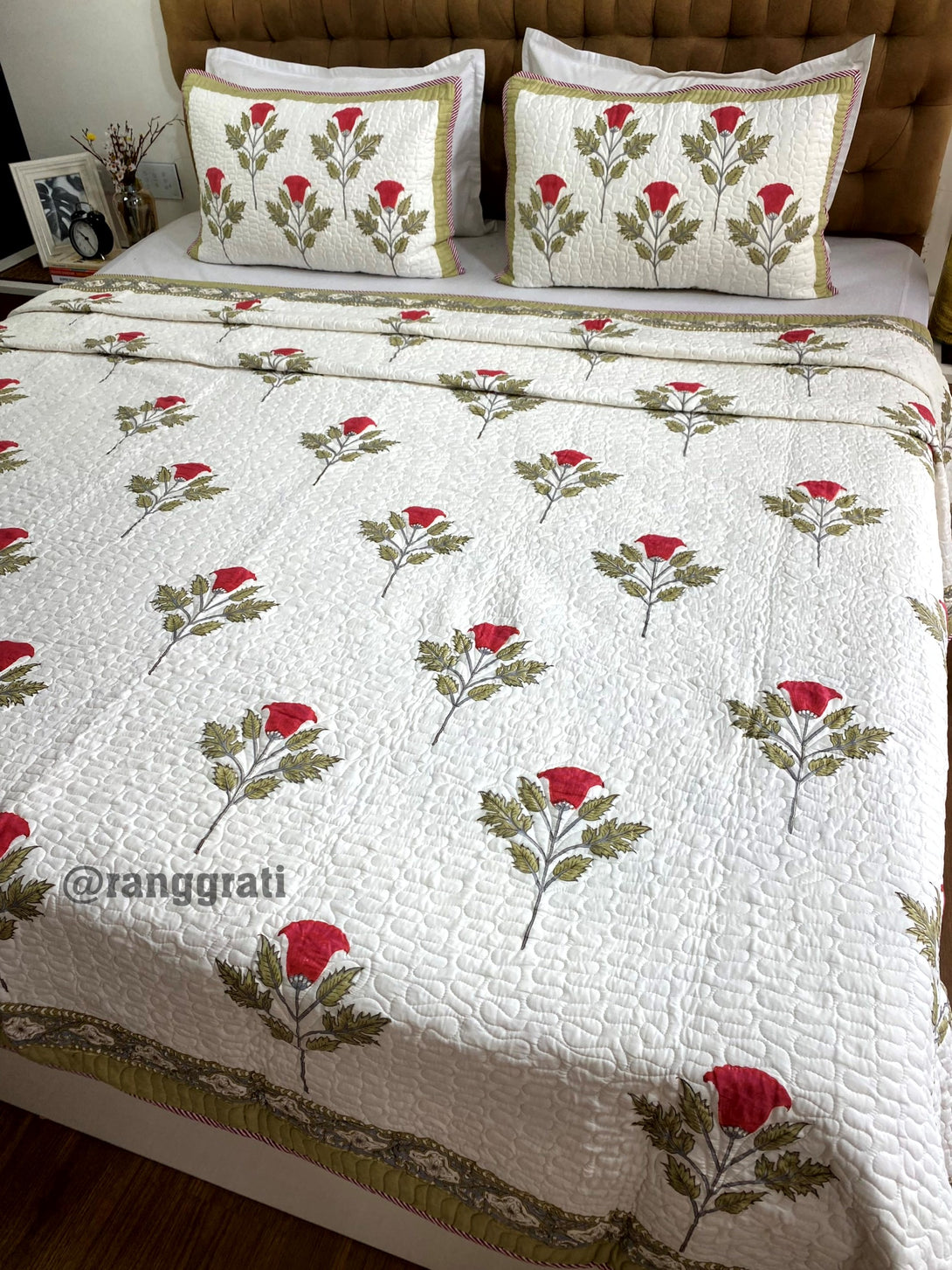 Red Rose Quilted Bedcover Super King Size