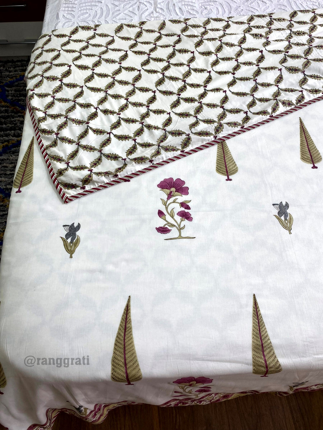 Rouge Pink Floral Dohar For Single Bed Reversible In Mulmul Cotton 