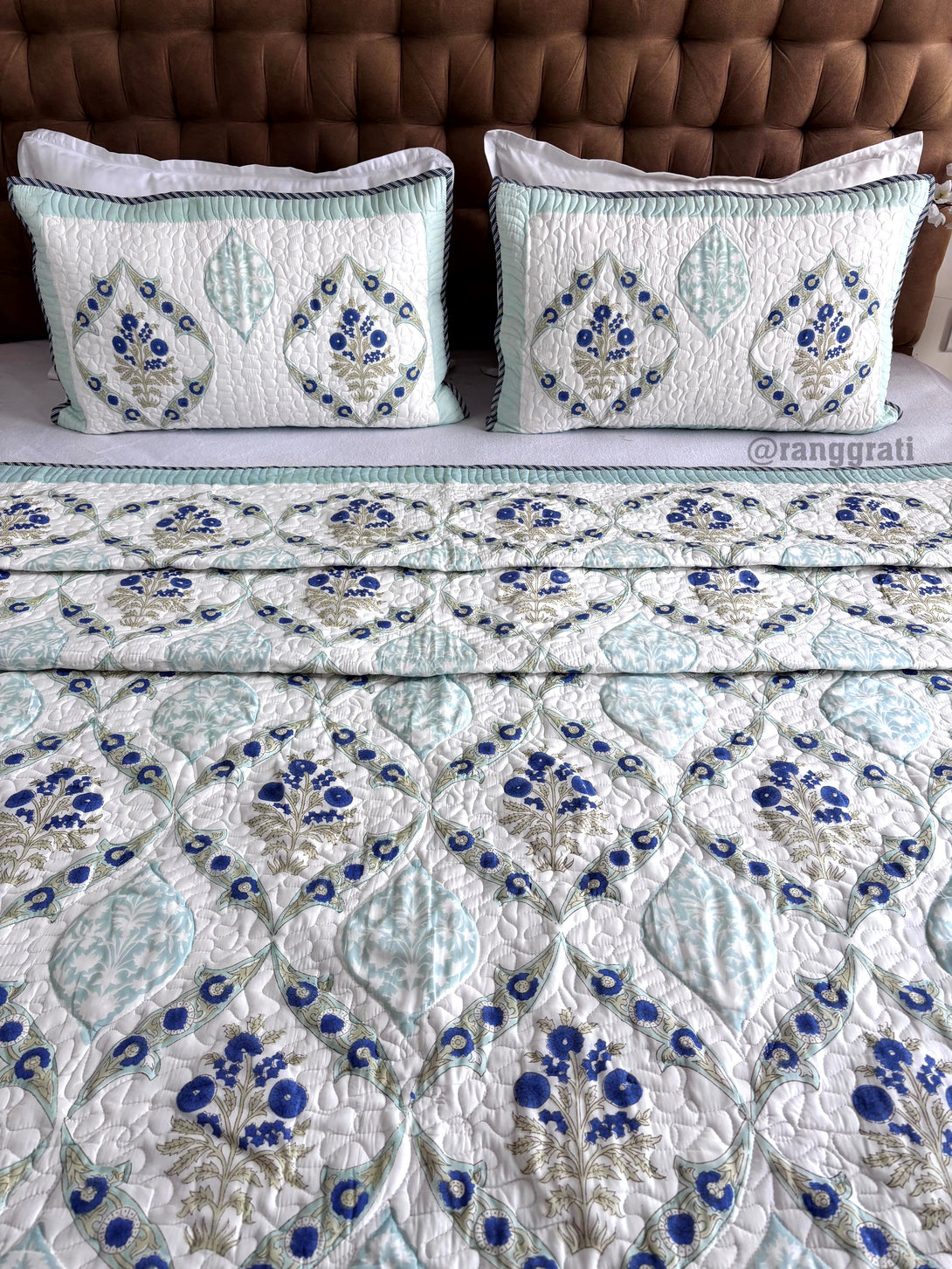 Royal Blue Zinnia Floral Mulmul Voile Quilted Bedcover 90 X 108