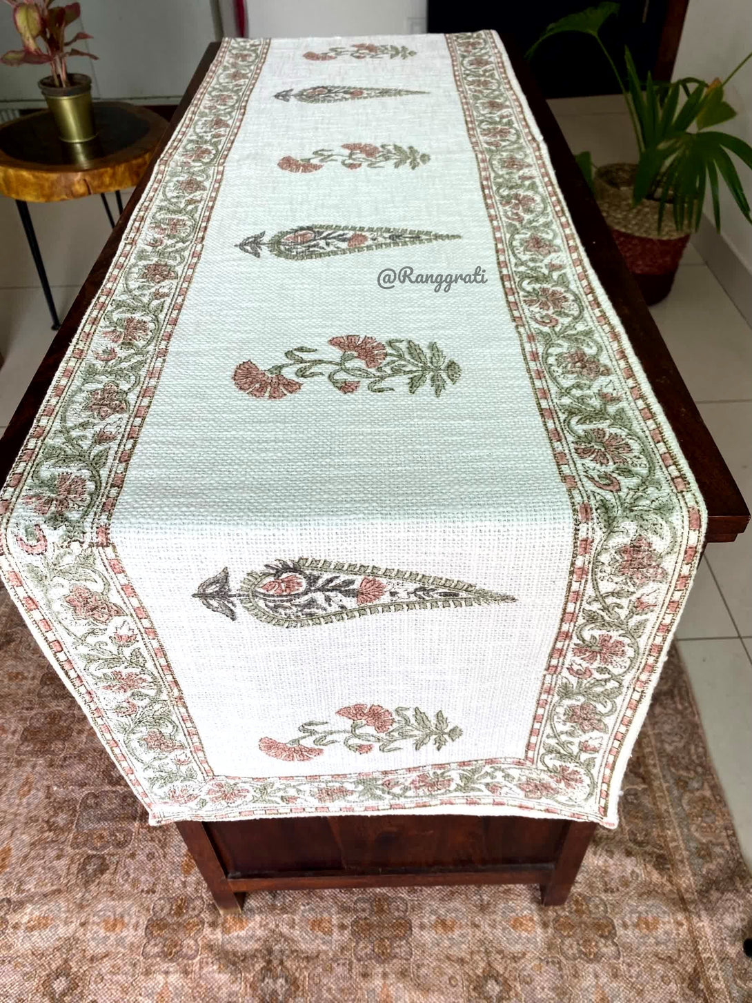 Sap Green Paisley Jute Cotton Table Runner For Dining Table - Table Runner