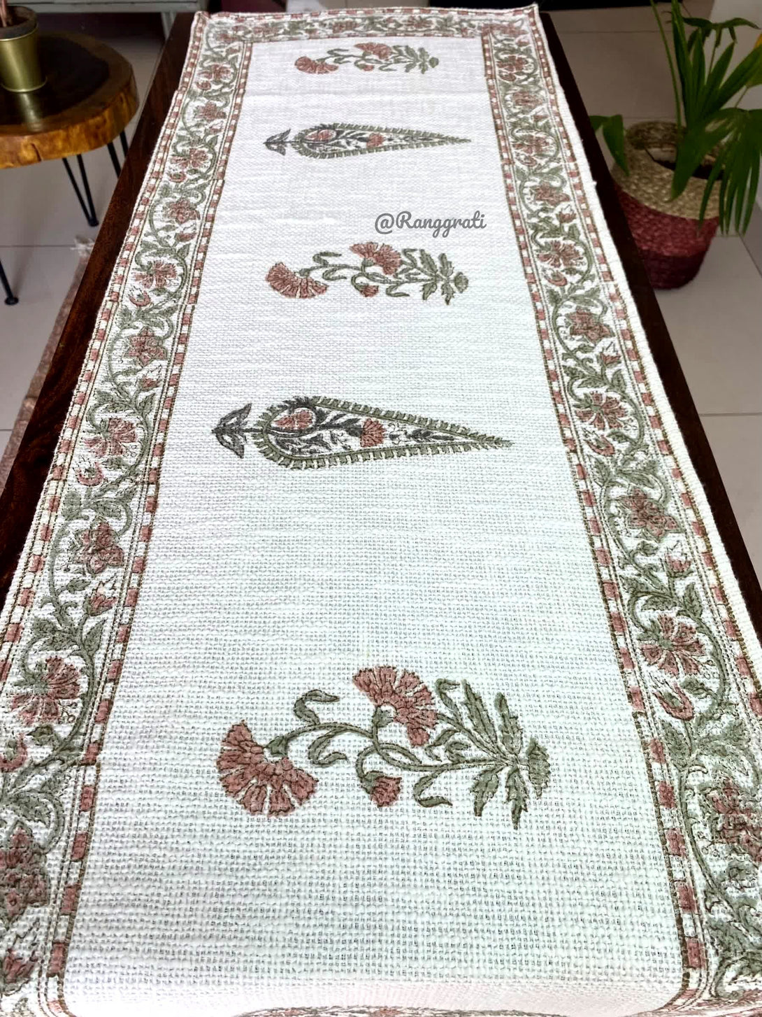 Sap Green Paisley Jute Cotton Table Runner For Dining Table - Table Runner