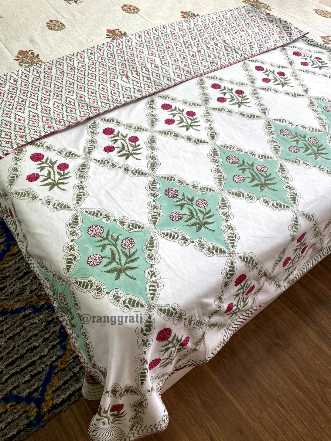 Sea Green Floral Dohar For Single Bed In Mulmul Cotton Reversible