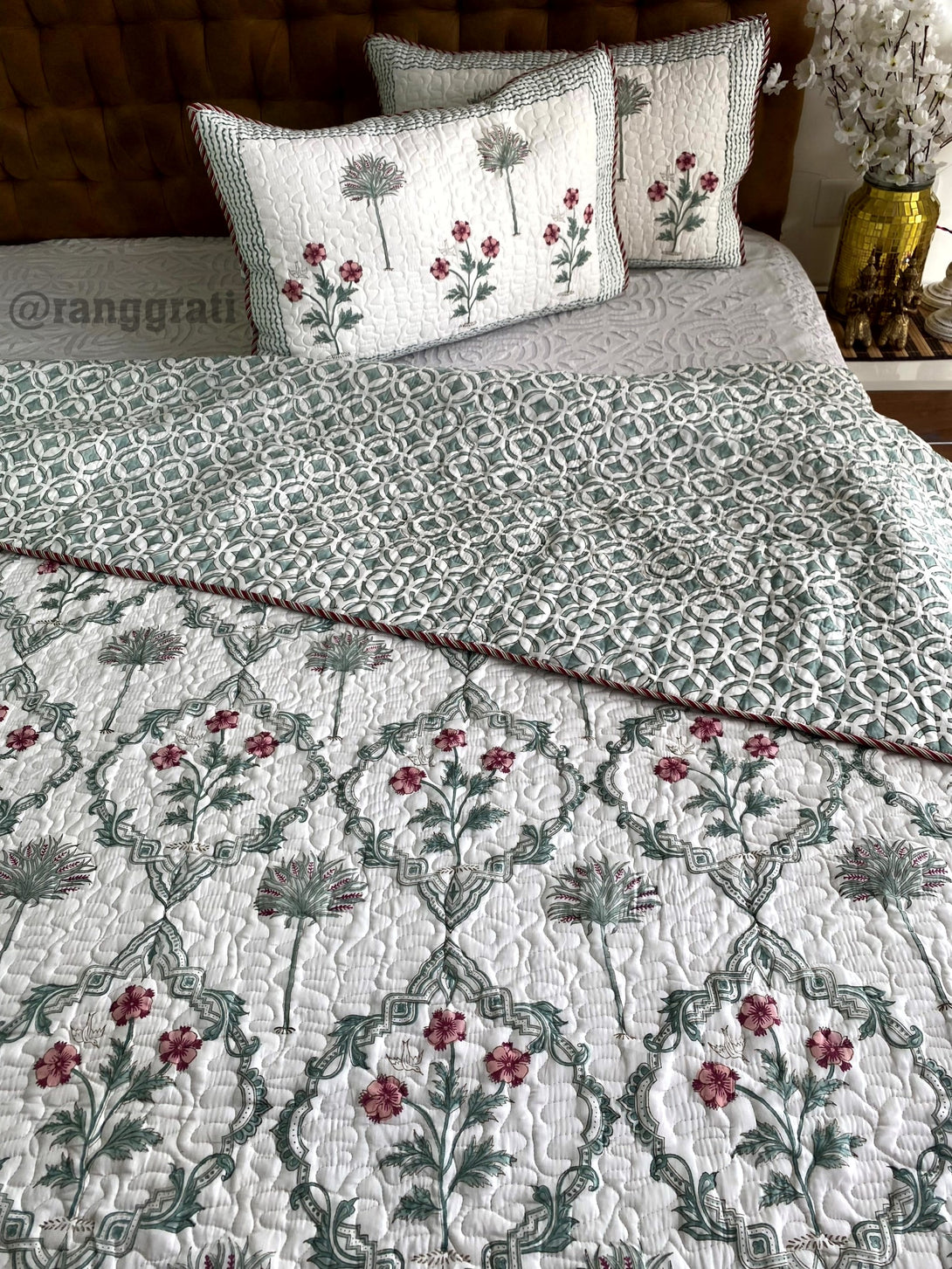 Sea Green Jaal Floral Mulmul Voile Quilted Bedcover King Size Reversible