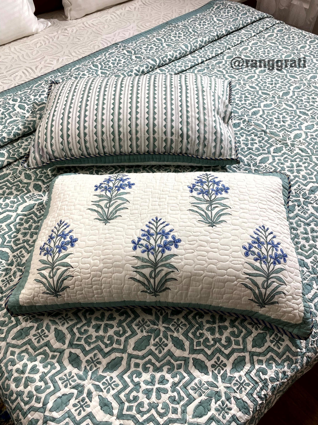 Teal Geometric Quilted Bedcover Super King 108 X 108 With Pillow Covers
