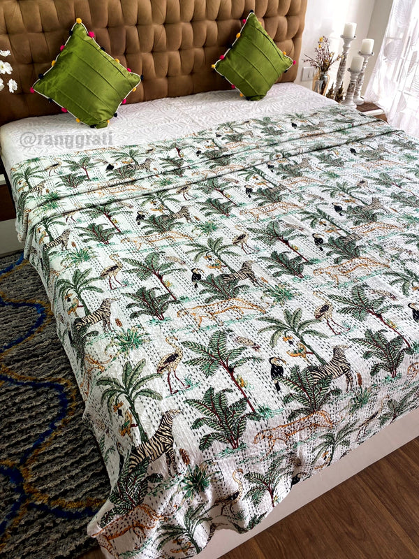 White Animal Kantha Bedcover For Double Bed King Size - Bedcover
