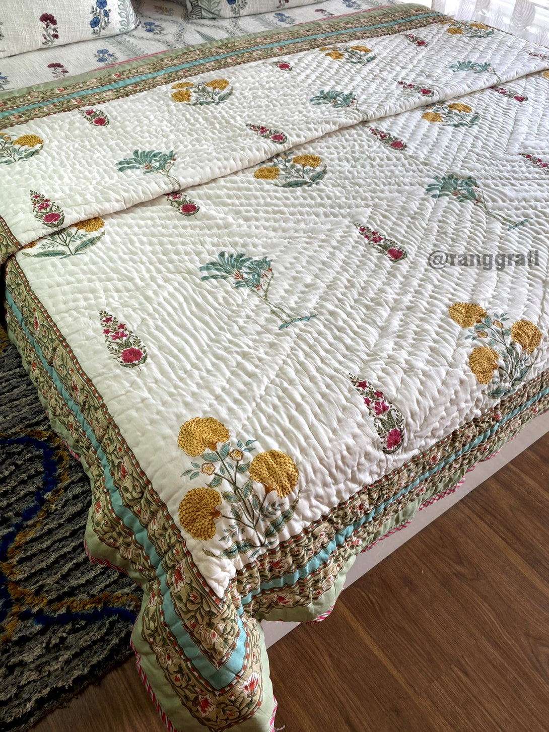Yellow Dahlia Double Jaipuri Razai / Quilt Cotton - Razai