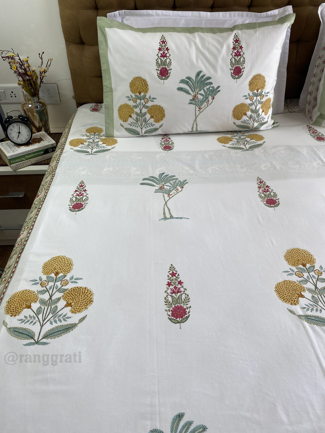 Yellow Dahlia Printed Bedsheet and Quilted Bedcover Set
