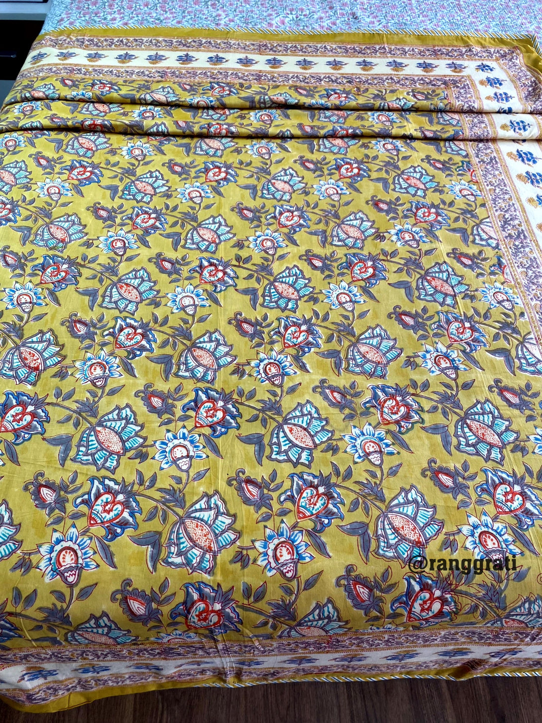 Reversible yellow floral dohar for single bed in mulmul cotton