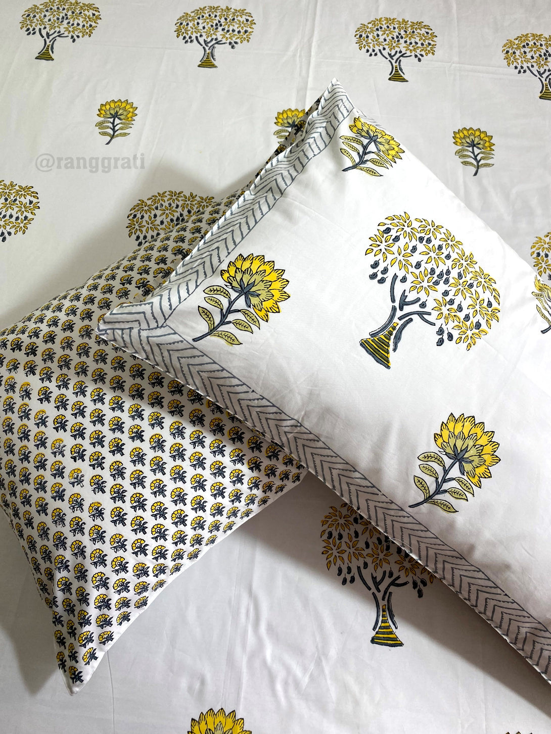 Yellow Mango Tree Hand Block Cotton King Size Bedsheet With Pillow Covers