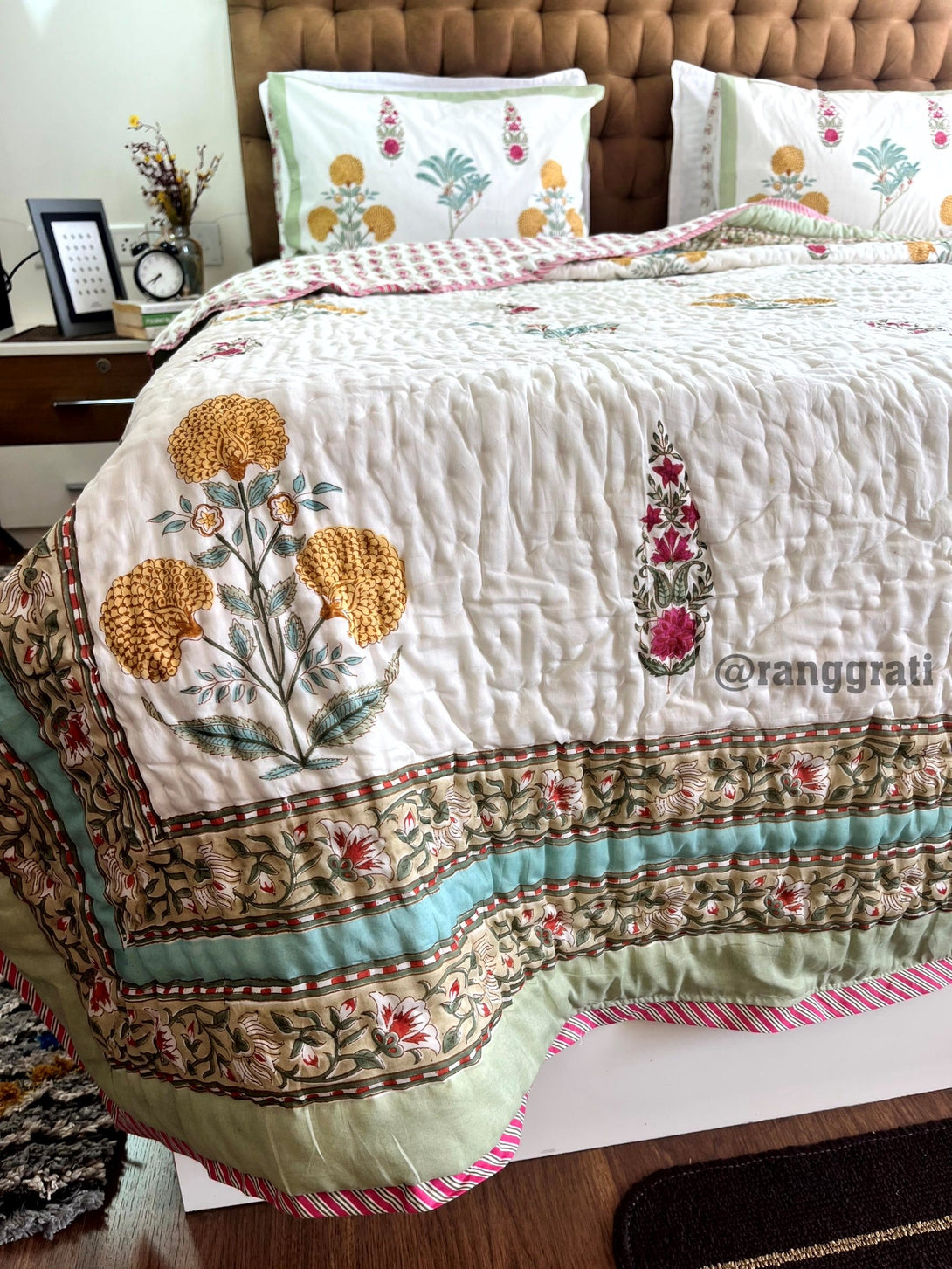 Yellow Red Floral King Size Bedsheet With Matching Razai / Quilt In Cotton - Bedding Set